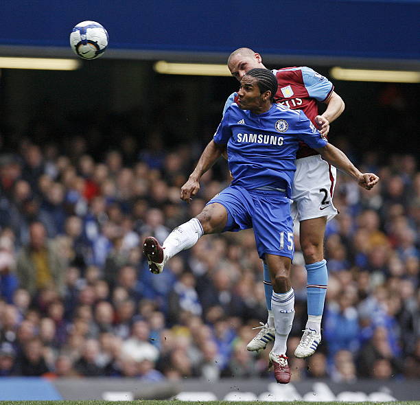 刘易斯和哈 刘易斯和哈